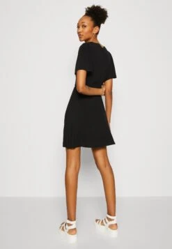 Vero Moda Vmalba Ss Short Wvn Noos - Shirt Dress -Vero Moda 5fd9bcffd5cb4224826238d21245a266