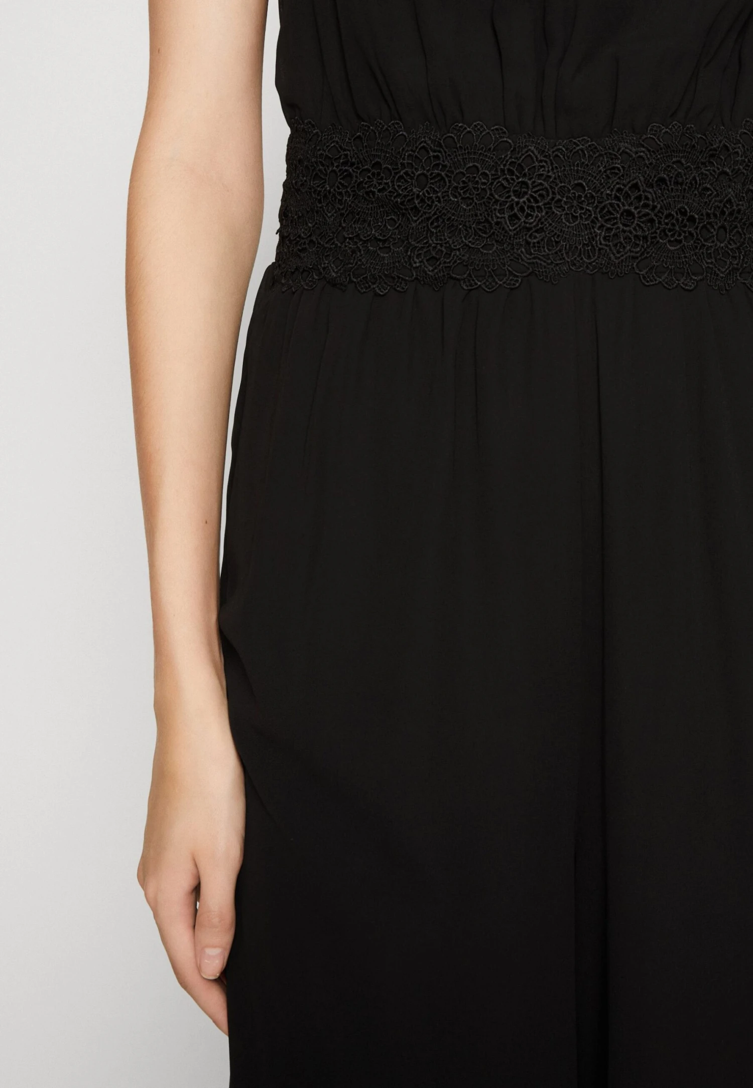 Vero Moda Vmamanda Wide - Jumpsuit - Black 8 Vero Moda Vmamanda Wide - Jumpsuit - Black - Image 6