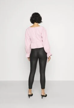 Vero Moda Petite Vmjoy Pants - Trousers -Vero Moda 6585b29af80647a583281280d73b1d7f