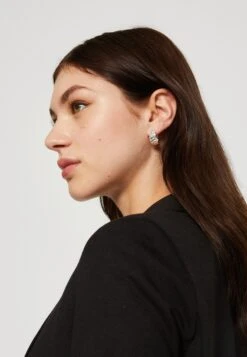 Vero Moda Vmharukimai 3/4 Classic - Short Coat -Vero Moda 69a13b9c31e54279b7bd1f7620fe8d7b