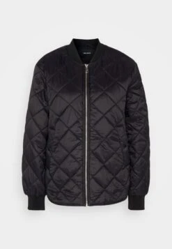 Vero Moda Vmhayleoliva Short Jacket - Bomber Jacket - Black -Vero Moda 6e590140da904cb291917ee63b84c6af