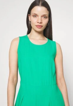 Vero Moda Petite Vmmymilo Culotte - Jumpsuit - Bright Green 12 Vero Moda Petite Vmmymilo Culotte - Jumpsuit - Bright Green -Vero Moda 6ed87ab1d8254728abffae9f7481b244