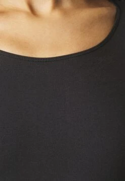 Vero Moda Vmlydia Seamless Oneck - Body -Vero Moda 739e4349937d41a5ab0b69c57e75f53a