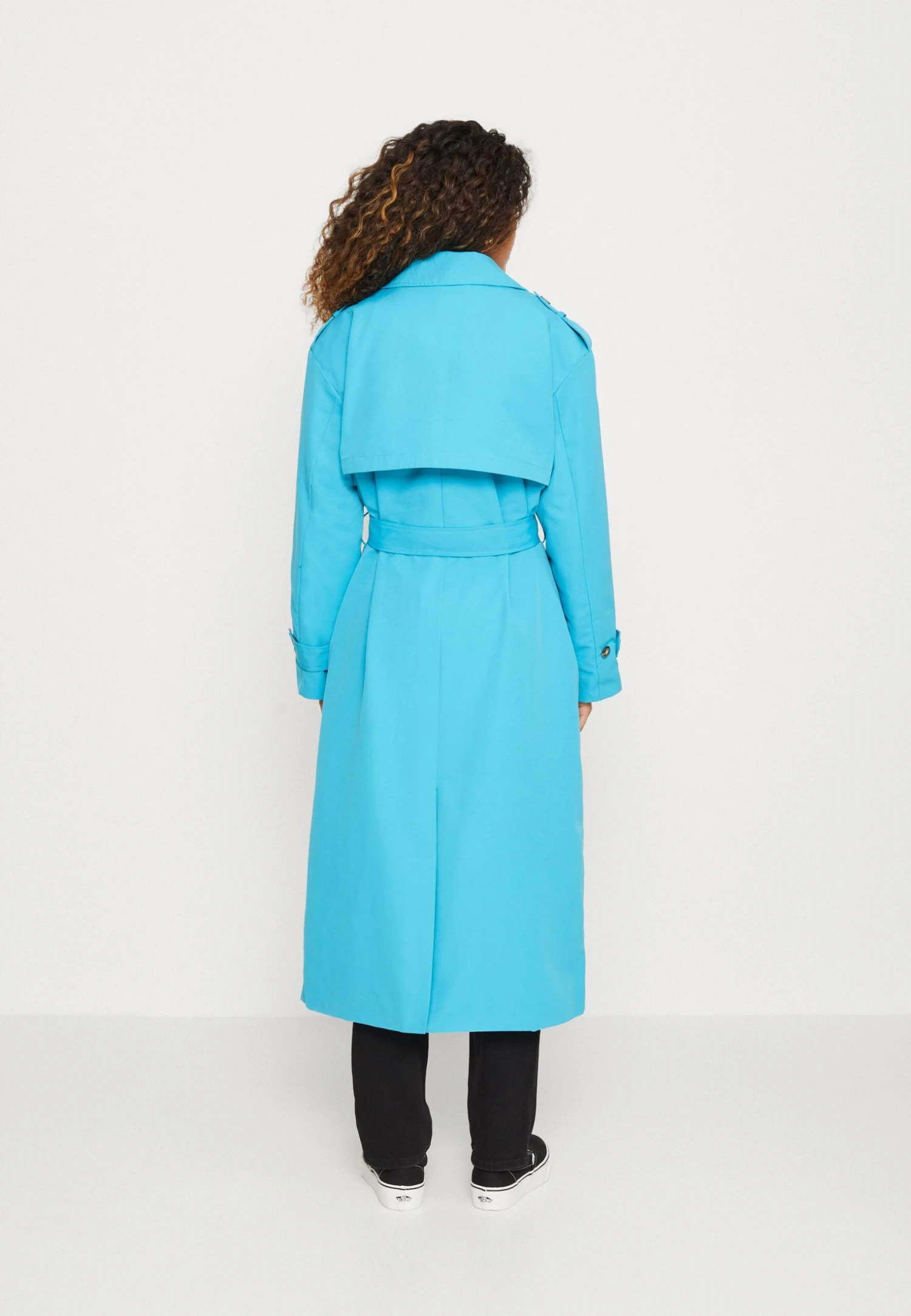 Vero Moda Vmchloe Long - Trenchcoat - Caneel Bay 5 Vero Moda Vmchloe Long - Trenchcoat - Caneel Bay - Image 3