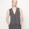 Vero Moda Tall Vmtroian Tailored Vest - Waistcoat - Grey -Vero Moda 761950a4e55047498297e22e5a275c16