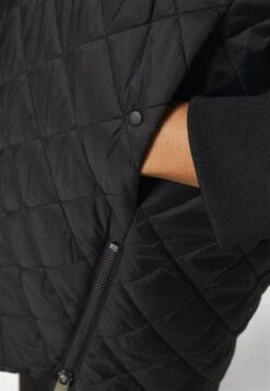 Vero Moda Curve Vmhayle Jacket - Short Coat - Black -Vero Moda 782f385028ef4c678439376aadb9cd90