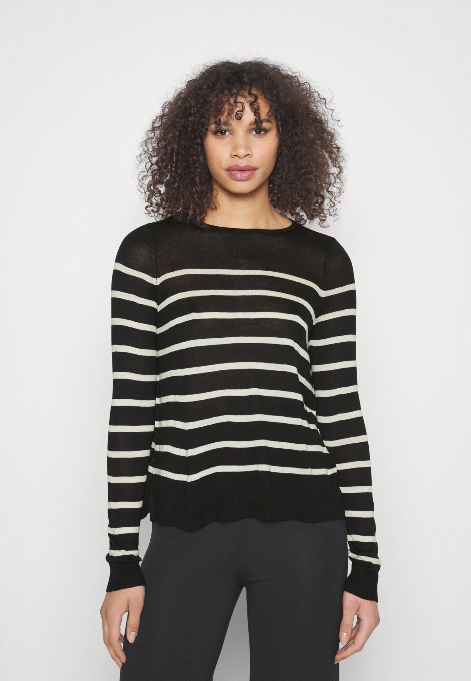 Vero Moda Tall Vmnova O-Neck- Jumper - Black/Birch 3 Vero Moda Tall Vmnova O-Neck- Jumper - Black/Birch