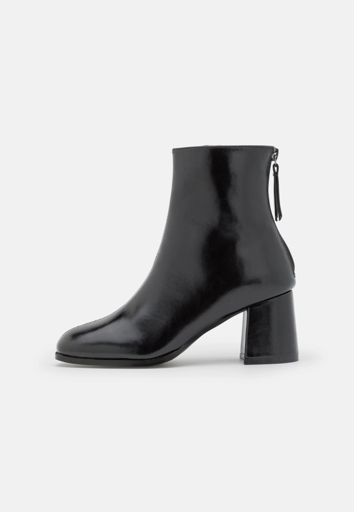 Vero Moda Vmnesya Boot - Classic Ankle Boots - Black 4 Vero Moda Vmnesya Boot - Classic Ankle Boots - Black - Image 2