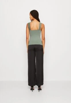 Vero Moda Vmrosa - Top - Laurel Wreath -Vero Moda 7d46999e9dc54b958b699c06e74eb9cb