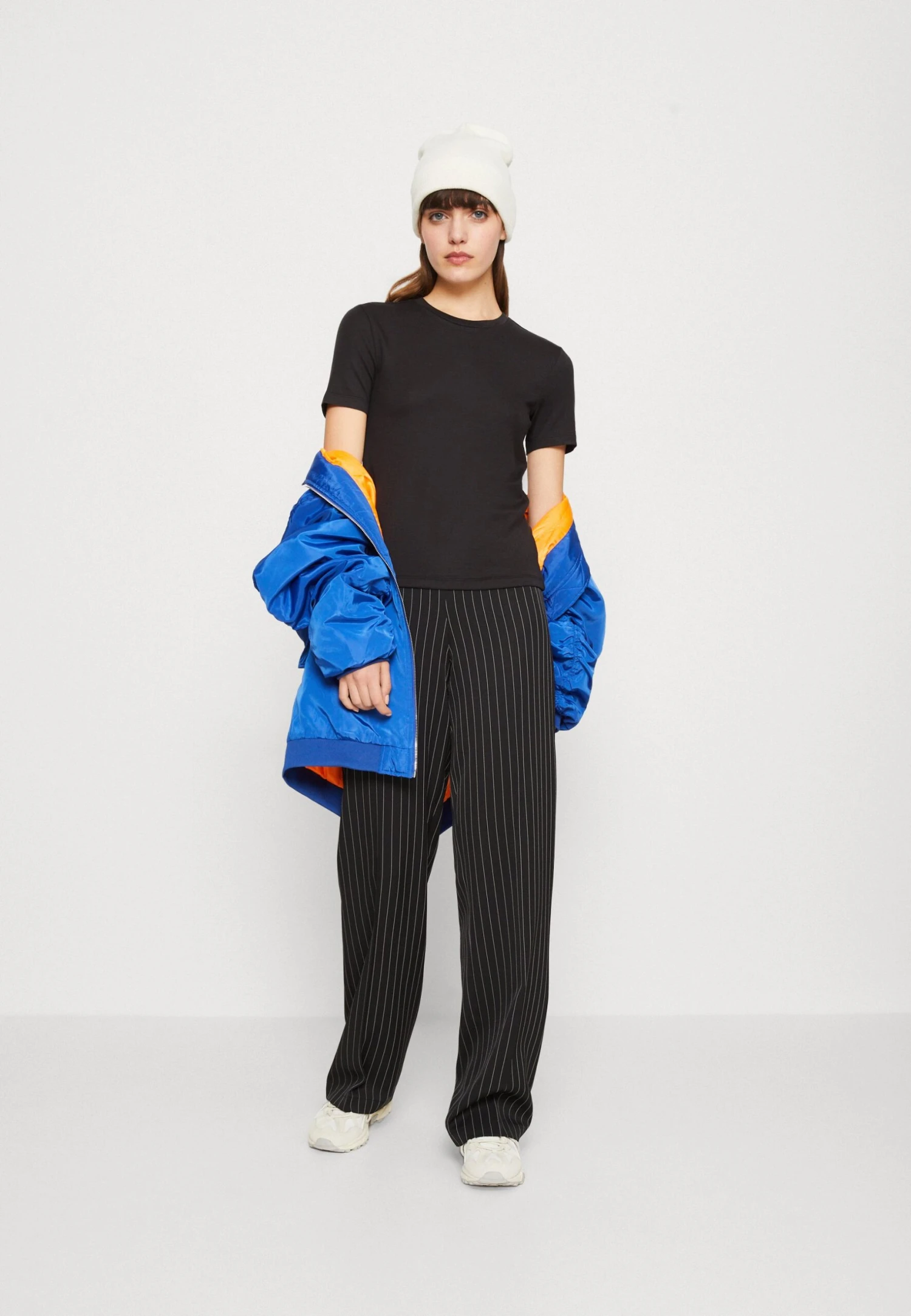 Vmdelani Ss O-Neck Tee Vma - Basic T-Shirt - Black 4 Vmdelani Ss O-Neck Tee Vma - Basic T-Shirt - Black - Image 2