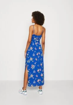 Vero Moda Vmeasy Slit Dress - Maxi Dress - Surf The Web 10 Vero Moda Vmeasy Slit Dress - Maxi Dress - Surf The Web -Vero Moda 87e48e83df204c8b9e9f8ab6e58b470e