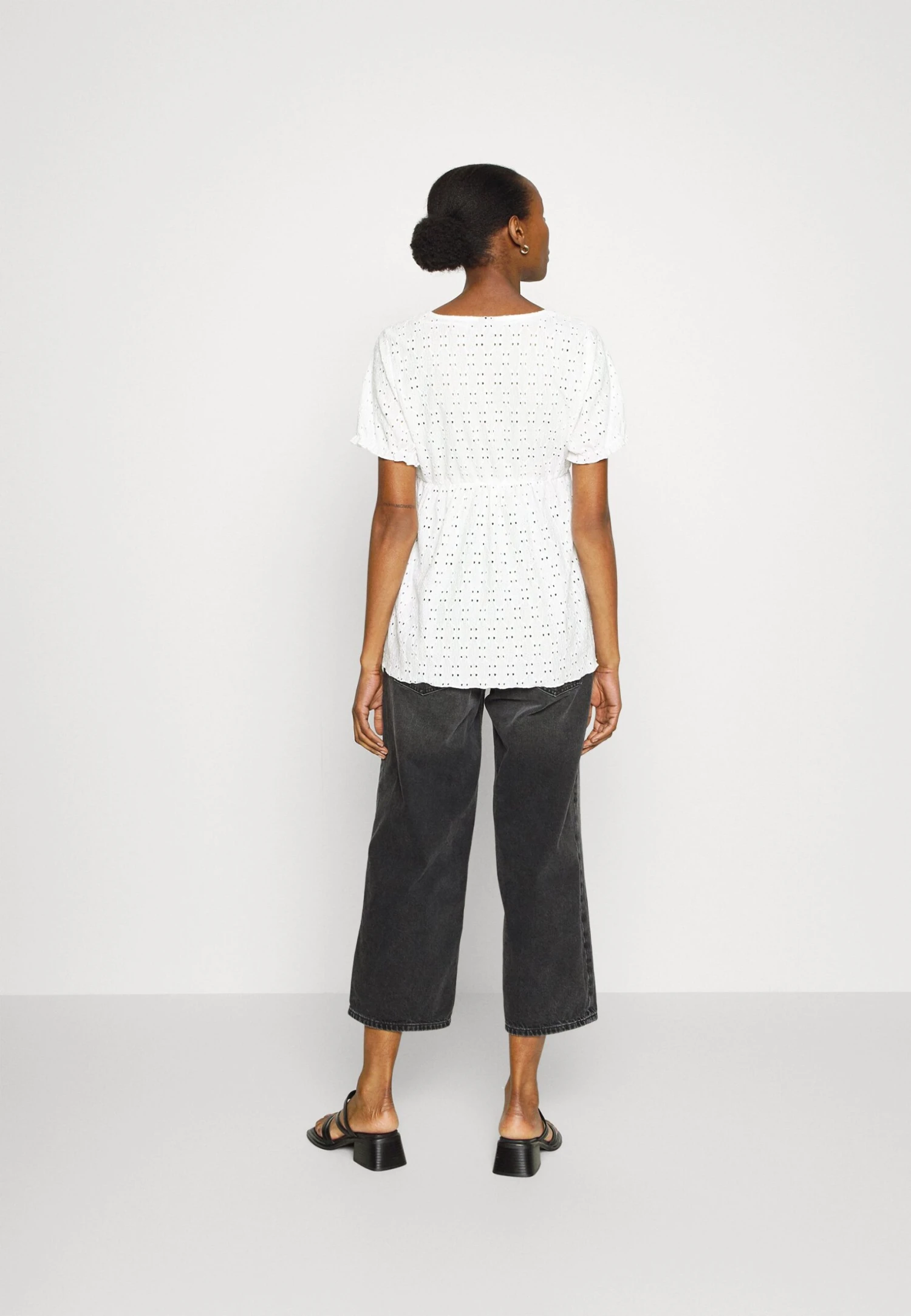 Vmmmulrikke Top - Print T-Shirt - Snow White 5 Vmmmulrikke Top - Print T-Shirt - Snow White - Image 3