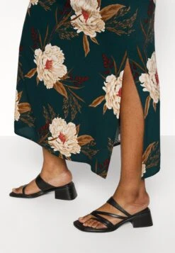 Vero Moda Curve Vmceasy Skirt- Maxi Skirt - Ponderosa Pine/Camille -Vero Moda 8f232290871f437ea2e117ca3f947e29