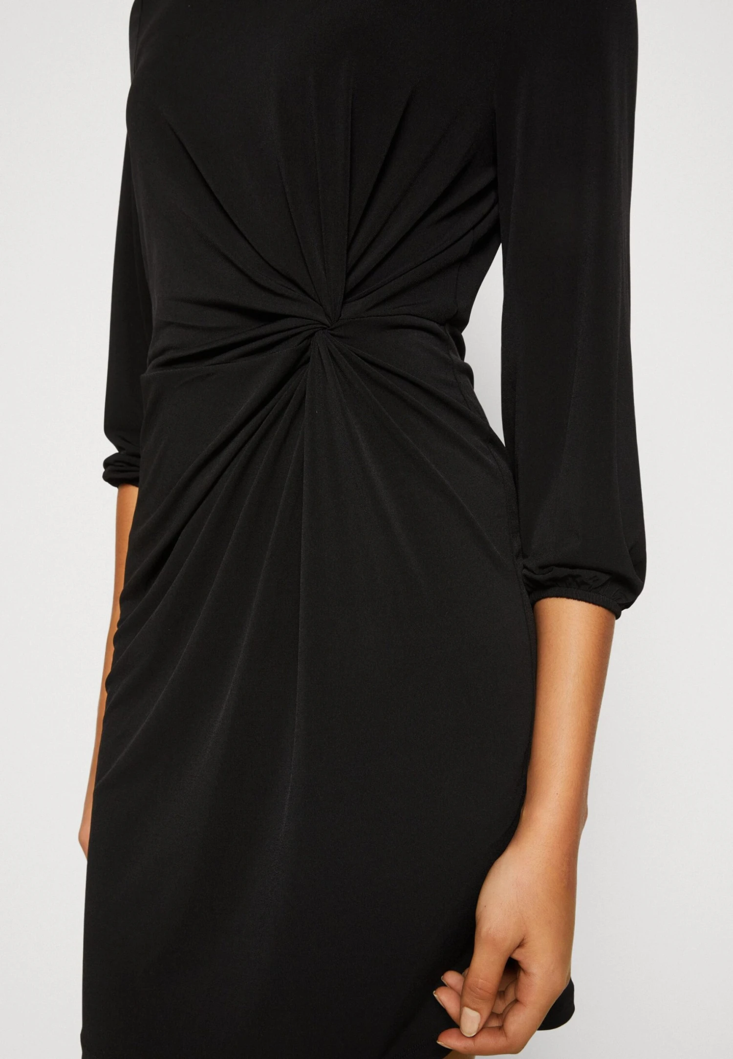 Vero Moda Vmtwisted Short Knot Dress - Jersey Dress - Black 8 Vero Moda Vmtwisted Short Knot Dress - Jersey Dress - Black - Image 6