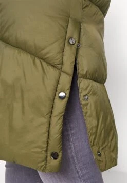 Vero Moda Curve Vmuppsala Waistcoat Plus Size - Waistcoat - Dark Olive 11 Vero Moda Curve Vmuppsala Waistcoat Plus Size - Waistcoat - Dark Olive -Vero Moda 94ae7aba392844bdbdd7c4ff1e7b44b4