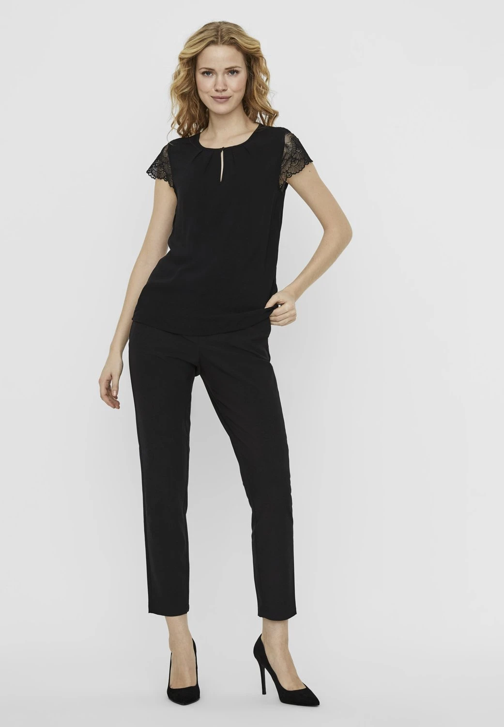 Vero Moda Vmnina - Blouse 4 Vero Moda Vmnina - Blouse - Image 2