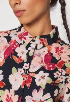 Vero Moda Petite Vmlucia Shirt Dress- Shirt Dress - Navy Blazer -Vero Moda 997fa0c0bda44f829f503293b856ec9b