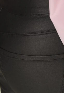 Vero Moda Petite Vmjoy Pants - Trousers -Vero Moda 9dc3174d7ec742eab12bc65198c5b170