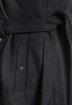 Vero Moda VmclasslivaJacket - Classic Coat -Vero Moda 9dd3eba3a2184644a41aed74eea6e270