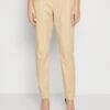 Vero Moda Vmflashino Regular Pants - Chinos - Irish Cream -Vero Moda 9fec8fd0cb454dcba44f5c8d399dd868
