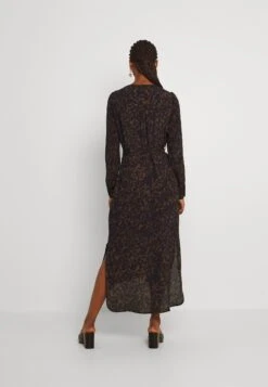 Vero Moda Vmgillea Shirt Dress Vip - Day Dress - Dark Olive/Gillea -Vero Moda a5693f58e7df4d079212cd1cea57f1cd