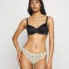 Vero Moda Vmbetty Brief 5 Pack - Briefs - Black/Grey/White -Vero Moda a5f01ee4f3b74654ab01c48f78b9b5a2