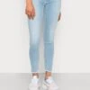 Vero Moda Vmpeach- Jeans Skinny Fit - Light Blue Denim -Vero Moda a87870fd3ff144178e37690ccd3d6a70