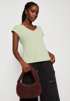 Vero Moda Vmfilli Ss V-Neck Ga Noos - Basic T-Shirt - Reseda -Vero Moda a95752af8aef4e7c8ec12e89b4f46d0a