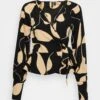 Vero Moda Tall Vmlydia Wrap - Blouse - Black/Lina -Vero Moda b0e45b01b28c4adcbc936afbfedb60fc