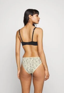 Vero Moda Vmbetty Brief 5 Pack - Briefs - Black/Grey/White 11 Vero Moda Vmbetty Brief 5 Pack - Briefs - Black/Grey/White -Vero Moda b3ece77d107345418ecea0b7f952b602