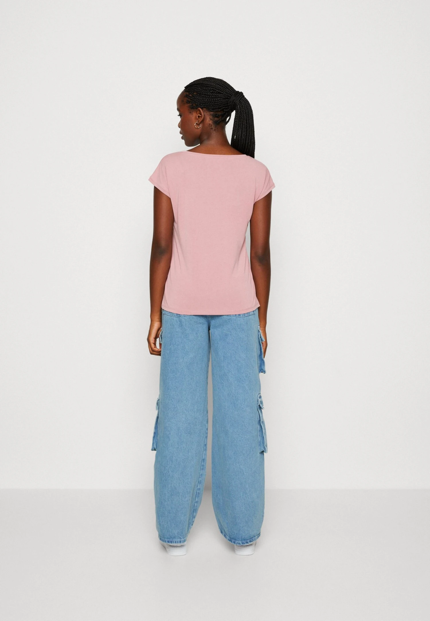 Vero Moda Vmfilli Ss V-Neck Ga Noos - Basic T-Shirt - Nostalgia Rose 5 Vero Moda Vmfilli Ss V-Neck Ga Noos - Basic T-Shirt - Nostalgia Rose - Image 3