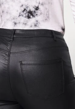 Vero Moda Curve Vmeven Smooth Coated - Trousers - Black -Vero Moda ba7a7478a4bc44489dfded1ffe9f31af