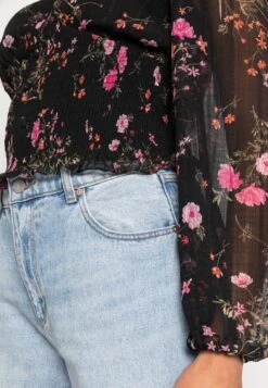 Vero Moda Vmrosa V Neck Smock - Long Sleeved Top - Black/Pink -Vero Moda bc1e77d4c0694937a8d097bcb624ed97