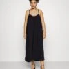 Vero Moda Curve Vmnatali Nia Singlet 7/8 Dress Wvn Cur - Day Dress -Vero Moda bc4523e3973a4fd0802890522ff9b7ef
