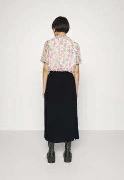 Vero Moda Petite Vmeasy Skirt - A-Line Skirt - Black Solid -Vero Moda c67b1c47578e4210a87430f17807f171