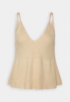 Vero Moda Vmsabine Peplum Strap - Top -Vero Moda c6f3e8f4fb1a46efb535f3786ee9b96a