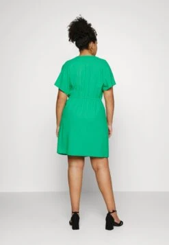 Vero Moda Curve Vmmymilo Wide Wrap Knee Dress - Day Dress - Bright Green -Vero Moda c7bba97862e644c2b89bb3d8b08844ce
