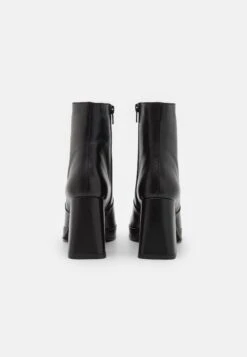Vero Moda Vmninna - High Heeled Ankle Boots -Vero Moda c7e1526f3e624366bbb740ade773ab3f