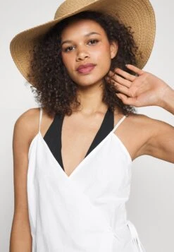 Vero Moda Vmglory Wrap Dress - Beach Accessory -Vero Moda ca1a4d525cfb41e2965dc0605d2607df