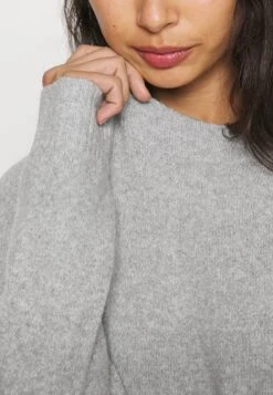 Vero Moda Petite Vmdoffy O Neck - Jumper - Light Grey/Melange -Vero Moda cc28168a05ef4bdcb126ff43fd5421ff