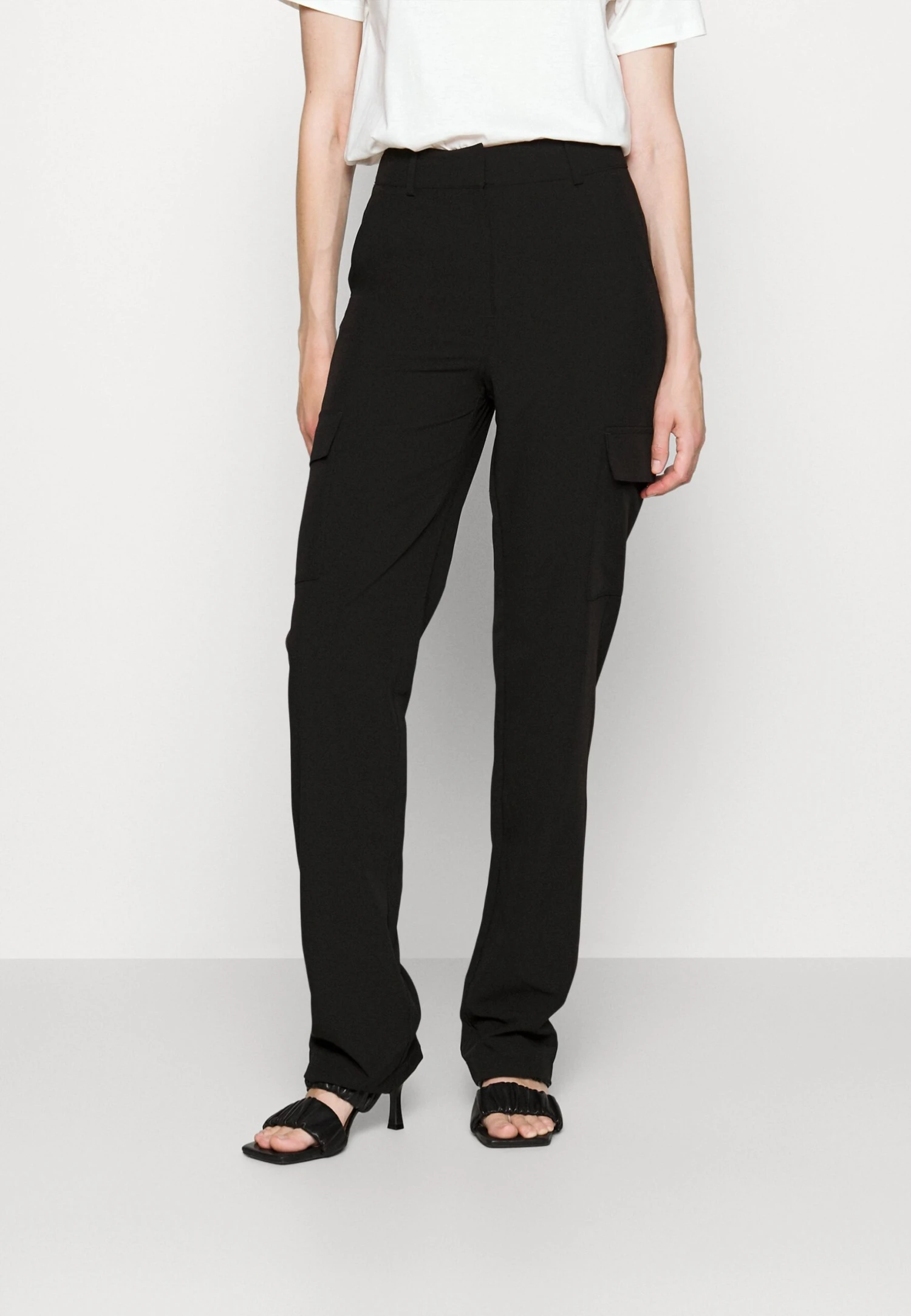 Vero Moda Tall Vmzelda Straight Pant - Cargo Trousers - Black 3 Vero Moda Tall Vmzelda Straight Pant - Cargo Trousers - Black