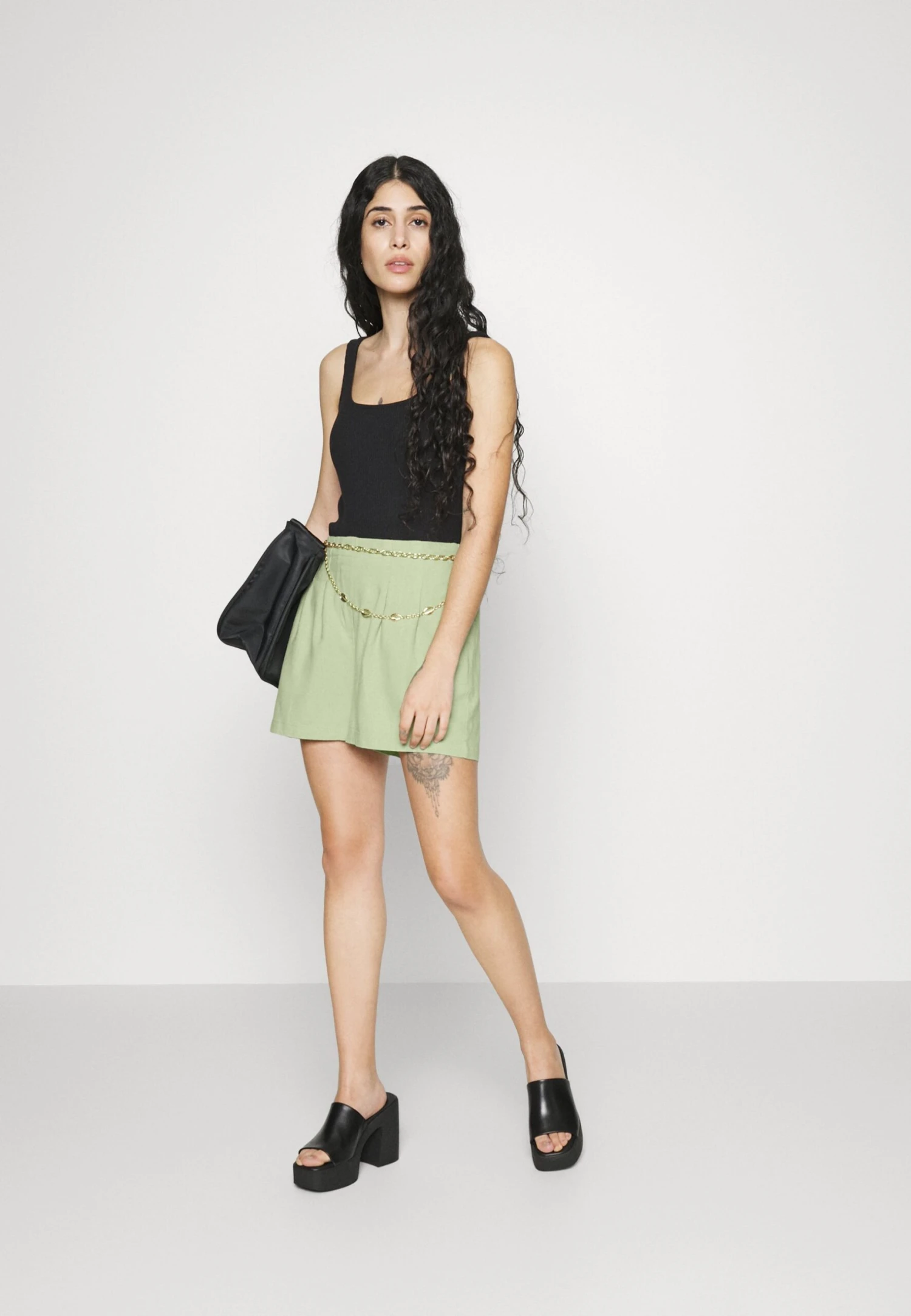 Vero Moda Petite Vmjesmilo - Shorts 4 Vero Moda Petite Vmjesmilo - Shorts - Image 2
