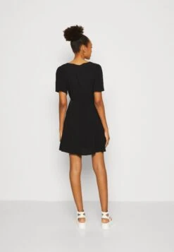 Vero Moda Vmalba Ss Short Wvn Noos - Shirt Dress -Vero Moda d59a8079387a44f681fa3123680ba0c6