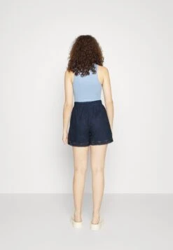 Vero Moda Tall Vmmaya Shorts - Shorts - Navy 9 Vero Moda Tall Vmmaya Shorts - Shorts - Navy -Vero Moda d6059b87072140119f9dbd13a9816576