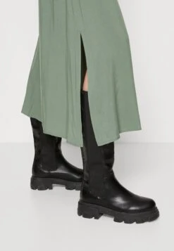 Vero Moda Vmsimply Easy Skirt - A-Line Skirt - Laurel Wreath -Vero Moda d7871daa5dac47a9b15a243f65c548bf