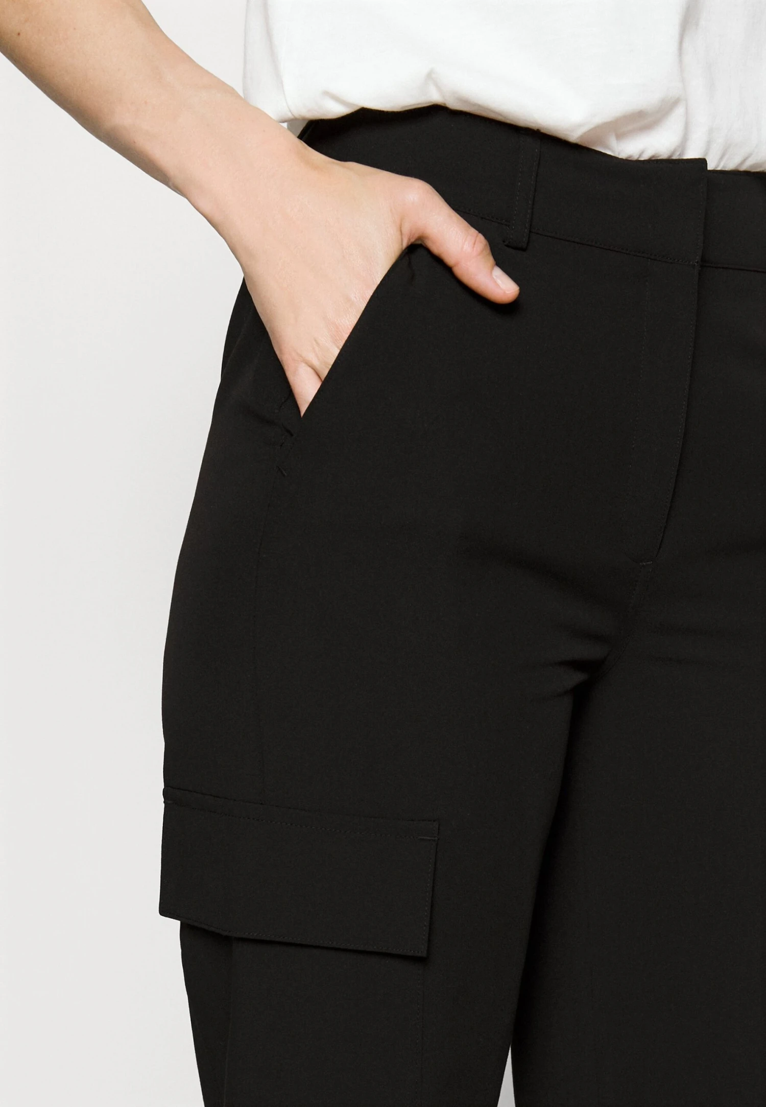 Vero Moda Tall Vmzelda Straight Pant - Cargo Trousers - Black 7 Vero Moda Tall Vmzelda Straight Pant - Cargo Trousers - Black - Image 5