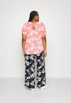 Vero Moda Curve Vmmenny Wide Pants - Trousers -Vero Moda d9e335dfa2514cbebb1e9ce47839b7b2