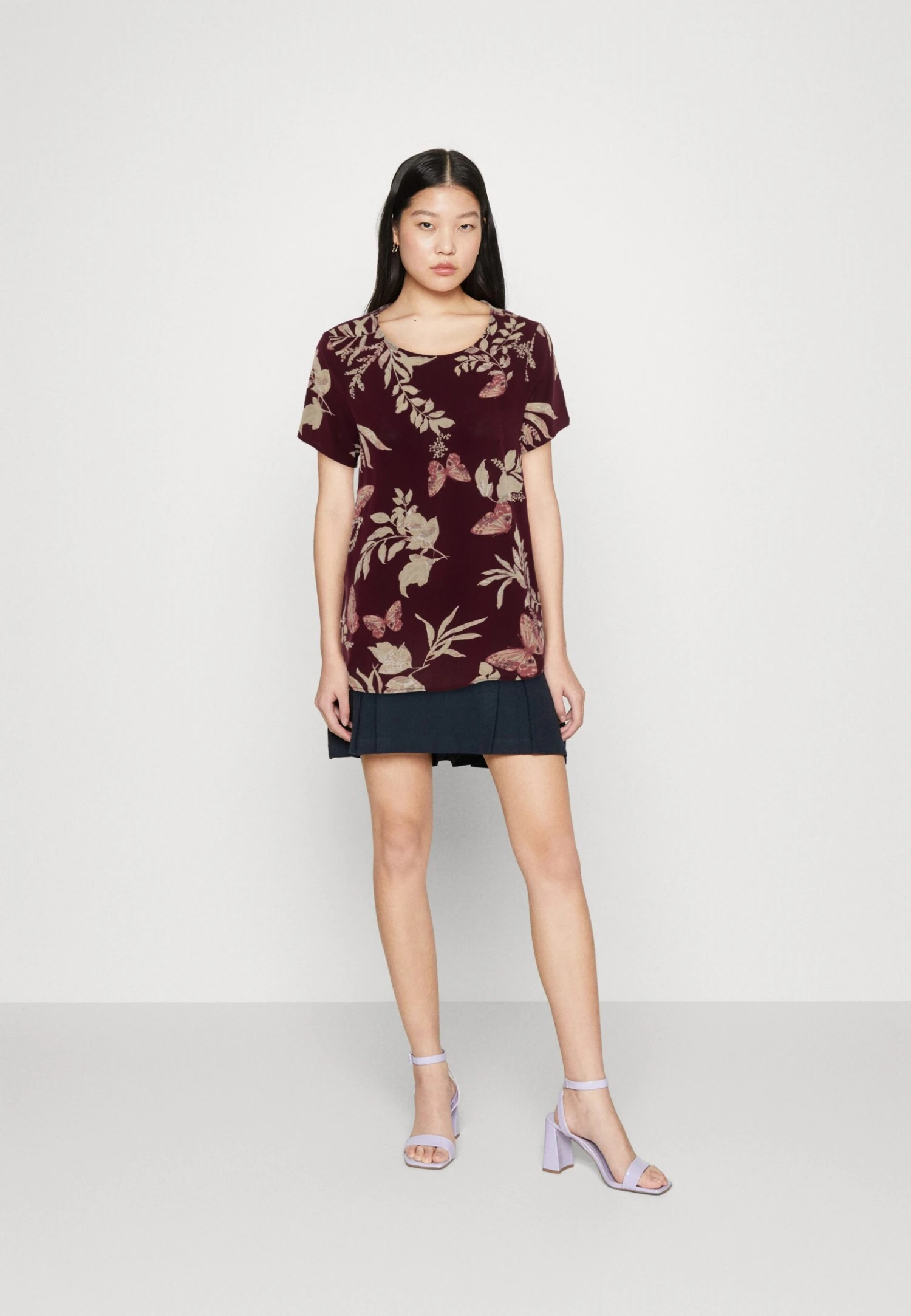 Vero Moda Vmeasy - Print T-Shirt - Winetasting 4 Vero Moda Vmeasy - Print T-Shirt - Winetasting - Image 2