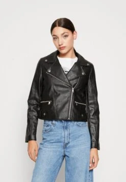 Vero Moda Vmnicole Short Coated Jacket - Faux Leather Jacket - Black