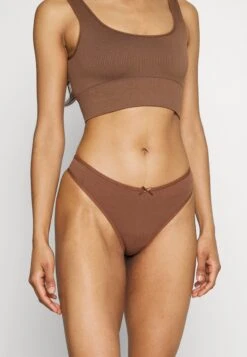 Vero Moda Vmbetty String 5 Pack - Thong - Reseda Comb -Vero Moda db8901532f58464da3fa9ee54b85d8b3